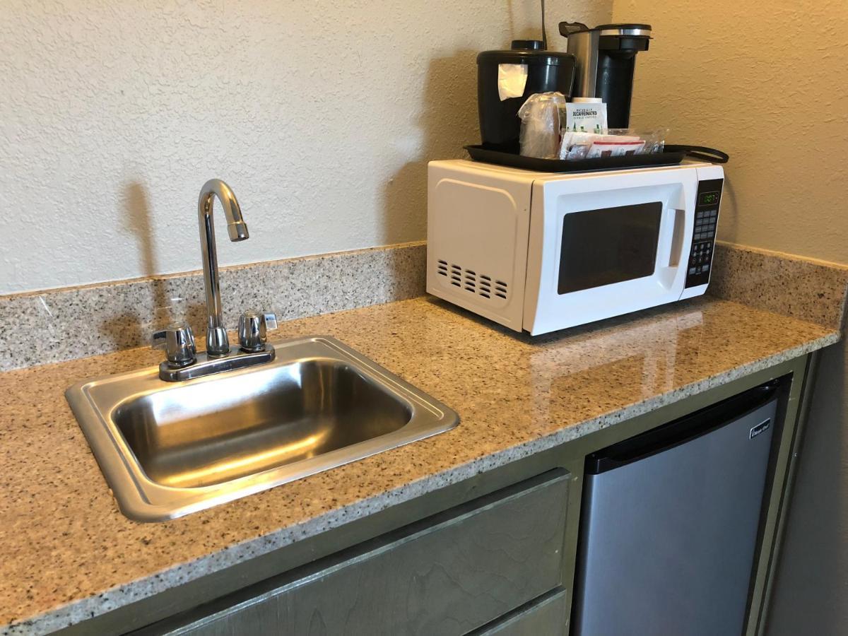 La Quinta By Wyndham Pcb Coastal Palms Hotel Upper Grand Lagoon Екстериор снимка