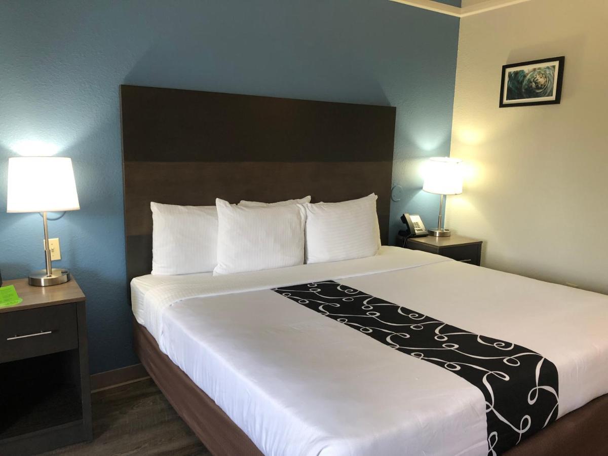 La Quinta By Wyndham Pcb Coastal Palms Hotel Upper Grand Lagoon Екстериор снимка