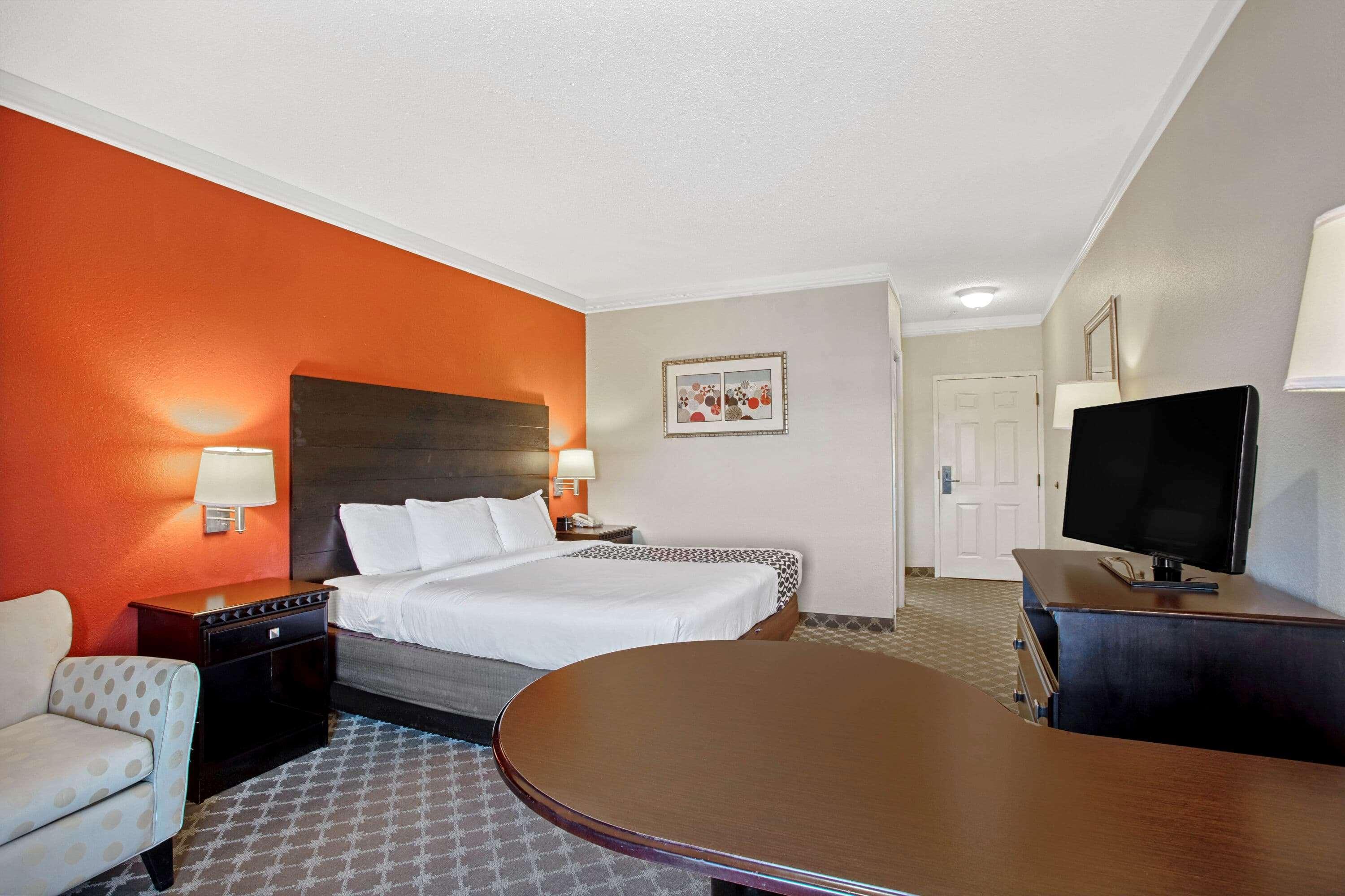 La Quinta By Wyndham Pcb Coastal Palms Hotel Upper Grand Lagoon Екстериор снимка